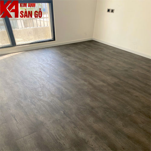 Sàn Gỗ Công Nghiệp Đức 12MM BINYL-1537